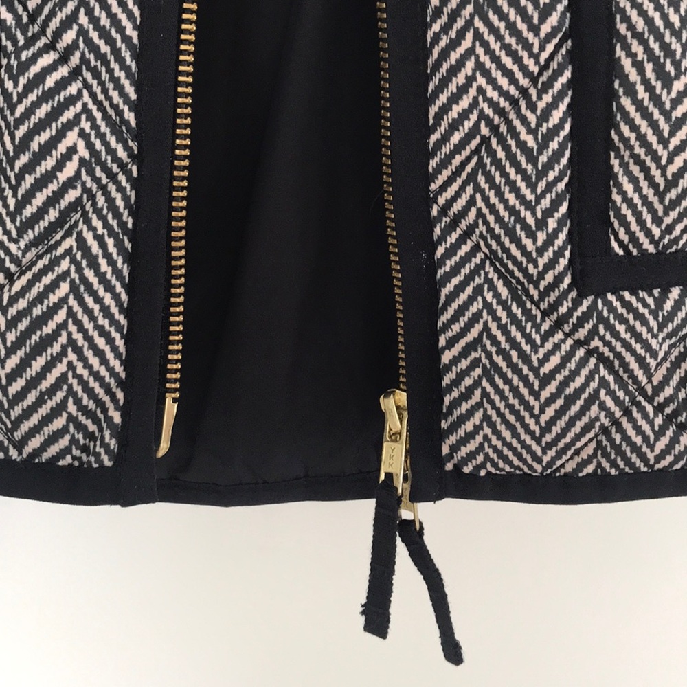 J. Crew Excursion Quilted Down Best - image 4